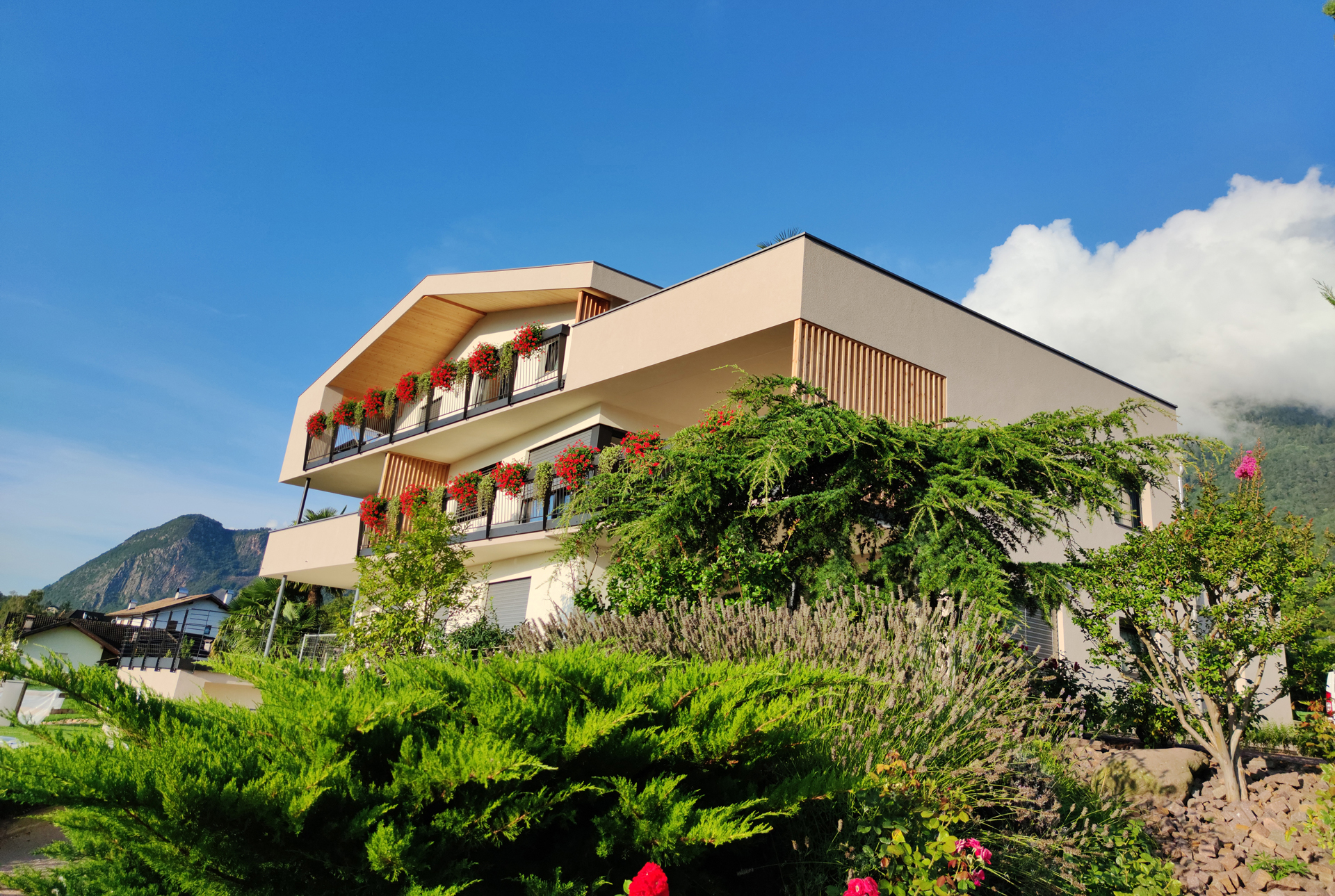 Highlight Apartments